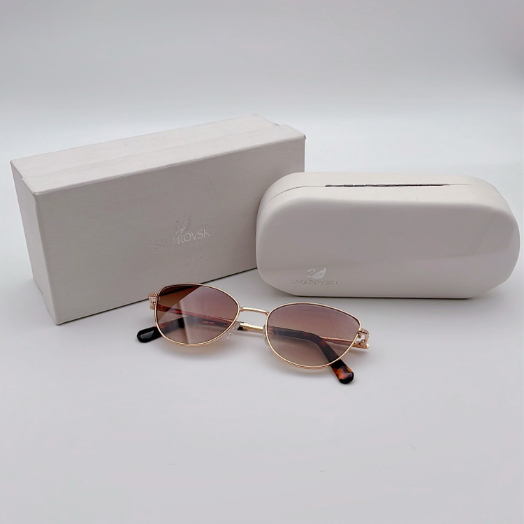 عینک آفتابی زنانه سواروسکی مدل SWAROVSKI SK1012
